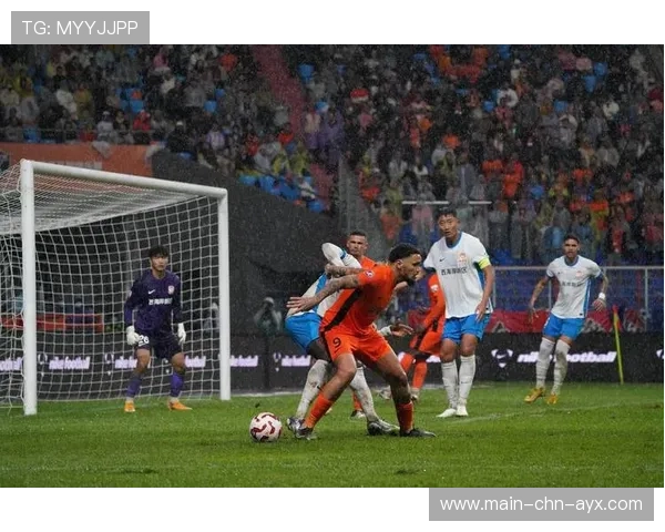 云南玉昆攻势如潮,再度引发全场高潮